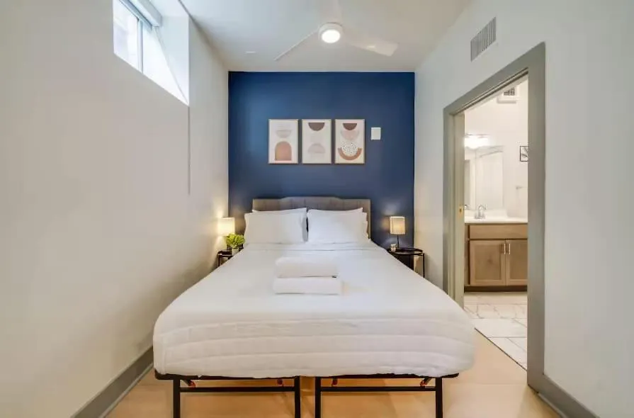 Appartamento 8 Unit Cozy & Bright Loft With Free Parking Louisville Stati Uniti