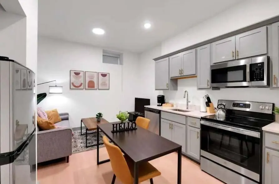 Appartamento 8 Unit Cozy & Bright Loft With Free Parking Louisville