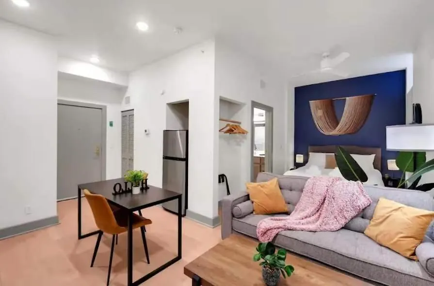 Appartamento 8 Unit Cozy & Bright Loft With Free Parking Louisville
