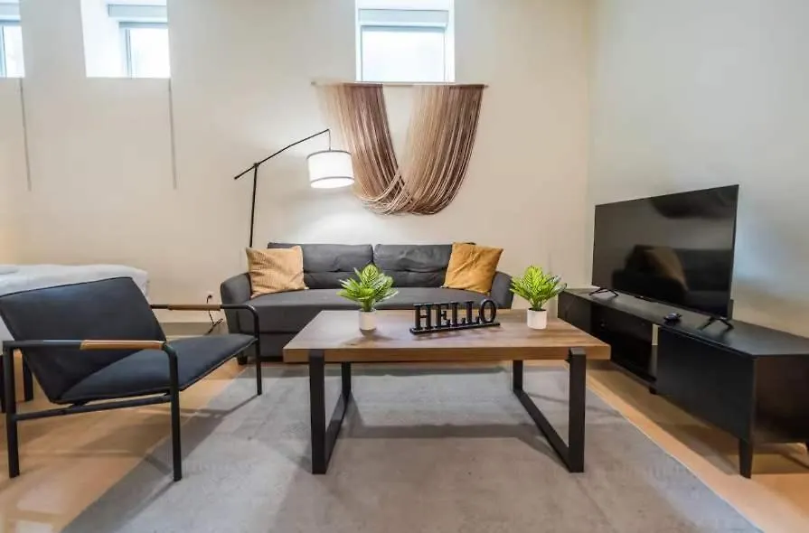 8 Unit Cozy & Bright Loft With Free Parking Lejlighed Louisville 0*,  USA